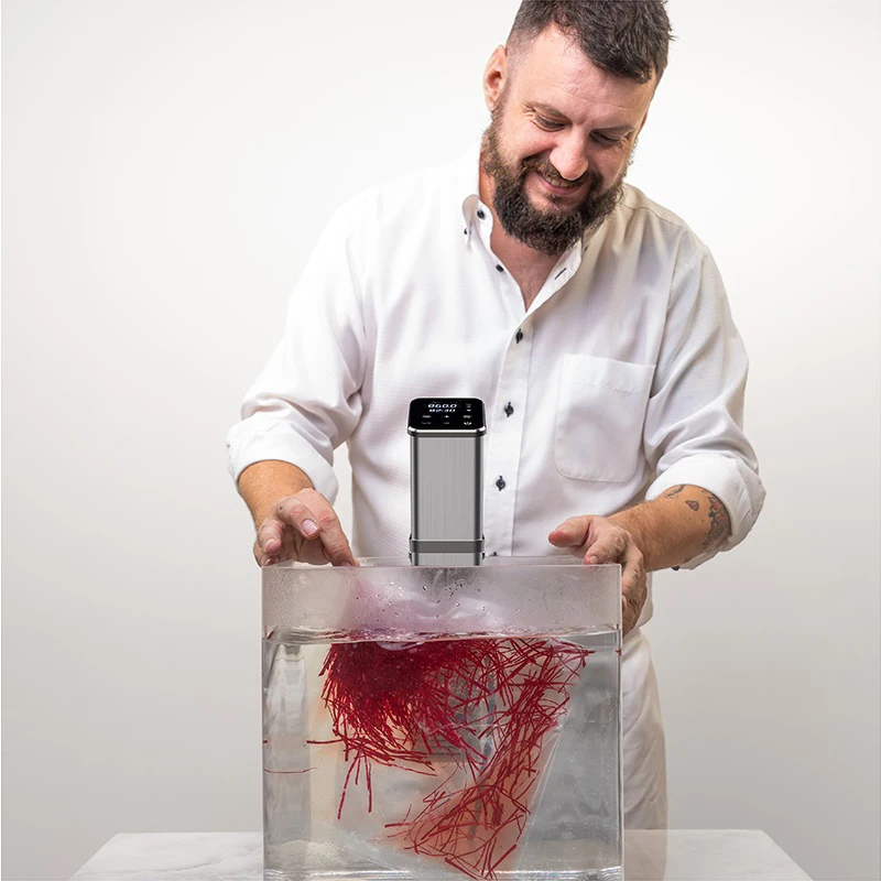 Machine Sous Vide de Qualité Professionnelle, Coasculateur à Immersion, Mijoteuse Basse Température, Étanche IPX7, Capacité Maximale 40L, 1500W