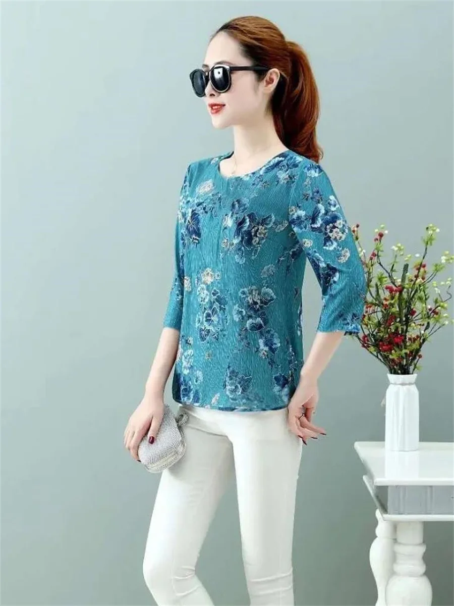 5XL Women Spring Summer Blouses Shirts Lady Fashion Casual Short Sleeve O-Neck Collar Flower Printing Blusas Tops G2102