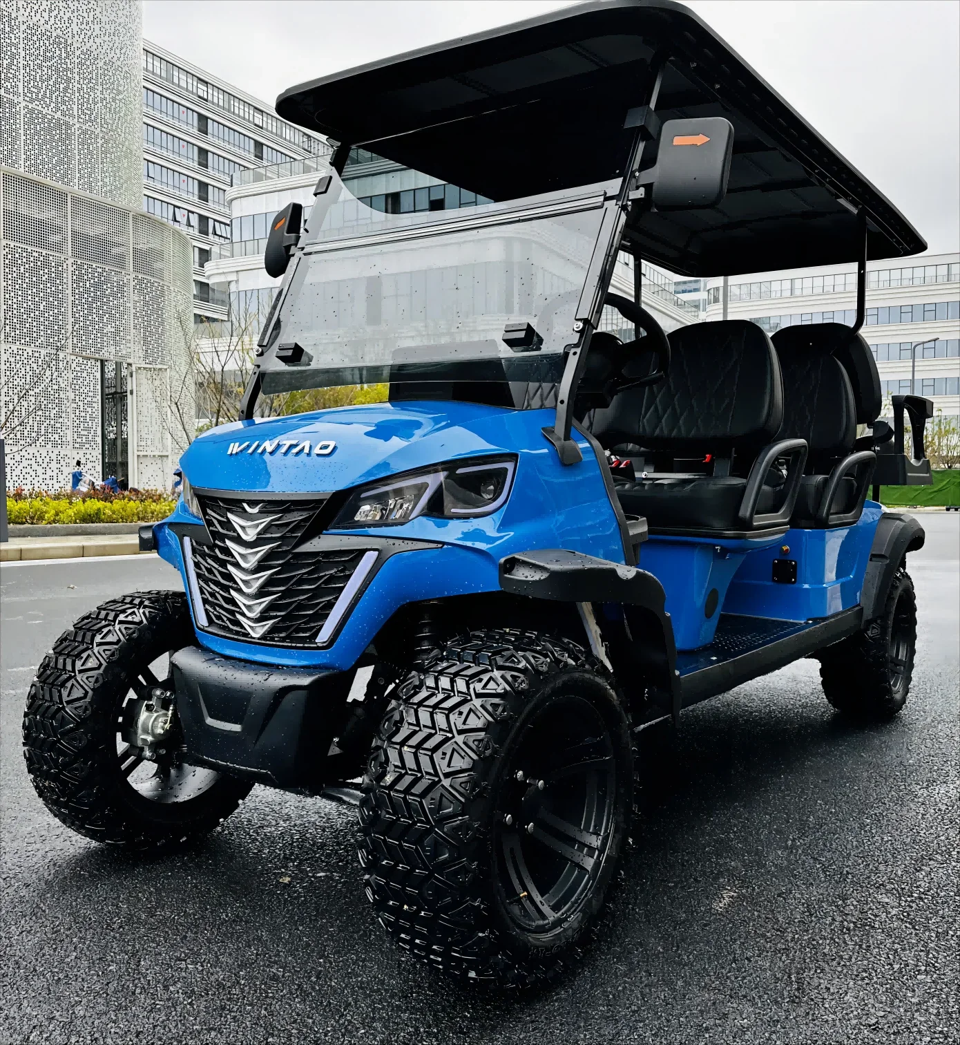 2024 new electric 4x4 golf cart for sale 5KW 72v 100ah golf cart battery solar powered golf cart