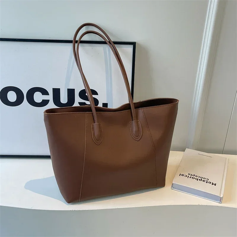 Sewing Hot Selling Tote Bags Thread Zipper Female Bags on Sale 2024 High Quality Fashionable Light Luxury Commuting Shoulder Bag