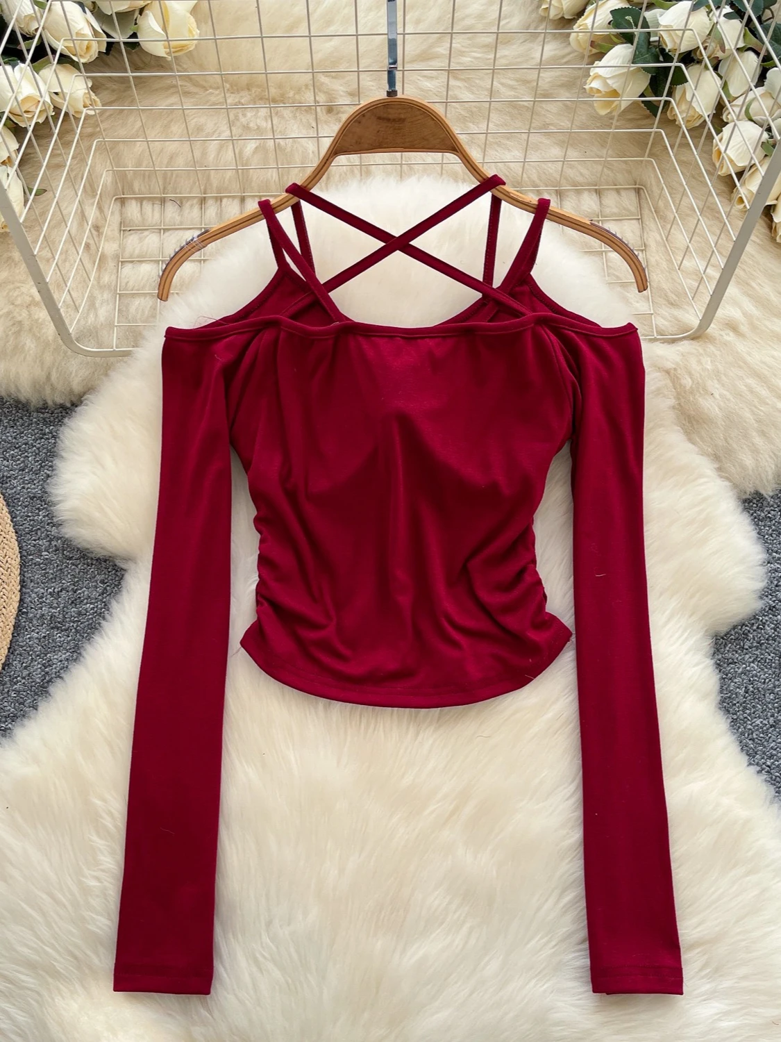 Foamlina Street Style Spaghetti sangle épaules dénudées t petit haut pour les femmes mode solide col rond à manches longues froncé mince haut court