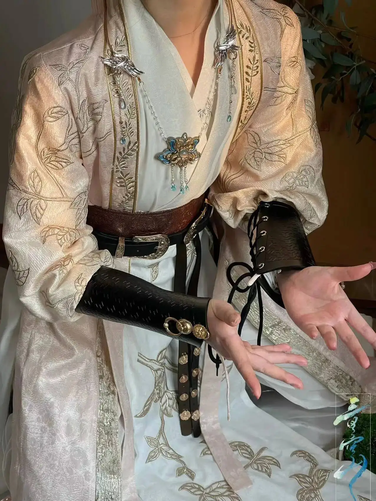 

Sili Saw The Love Qi Between Spring Fox Light And Night In The Cosplay Costume And Ancient Costume Han Fu Halloween