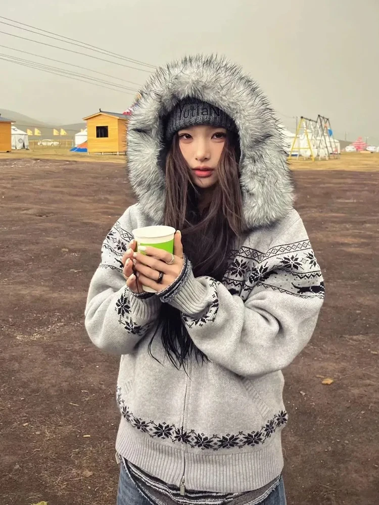 

Вязаный кардиган на молнии с капюшоном, женский вязаный кардиган с длинным рукавом и меховым воротником, лоскутный свитер, винтажный свободный ленивый ветер, мягкая жаккардовая верхняя одежда