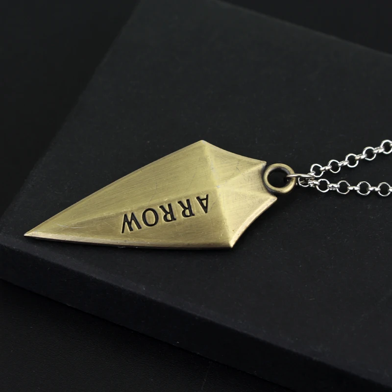 Fashion Arrow Logo Oliver Queen Hero TV Pendant Necklace Suspension Arrow Choker Necklace Collier Jewelry Gift