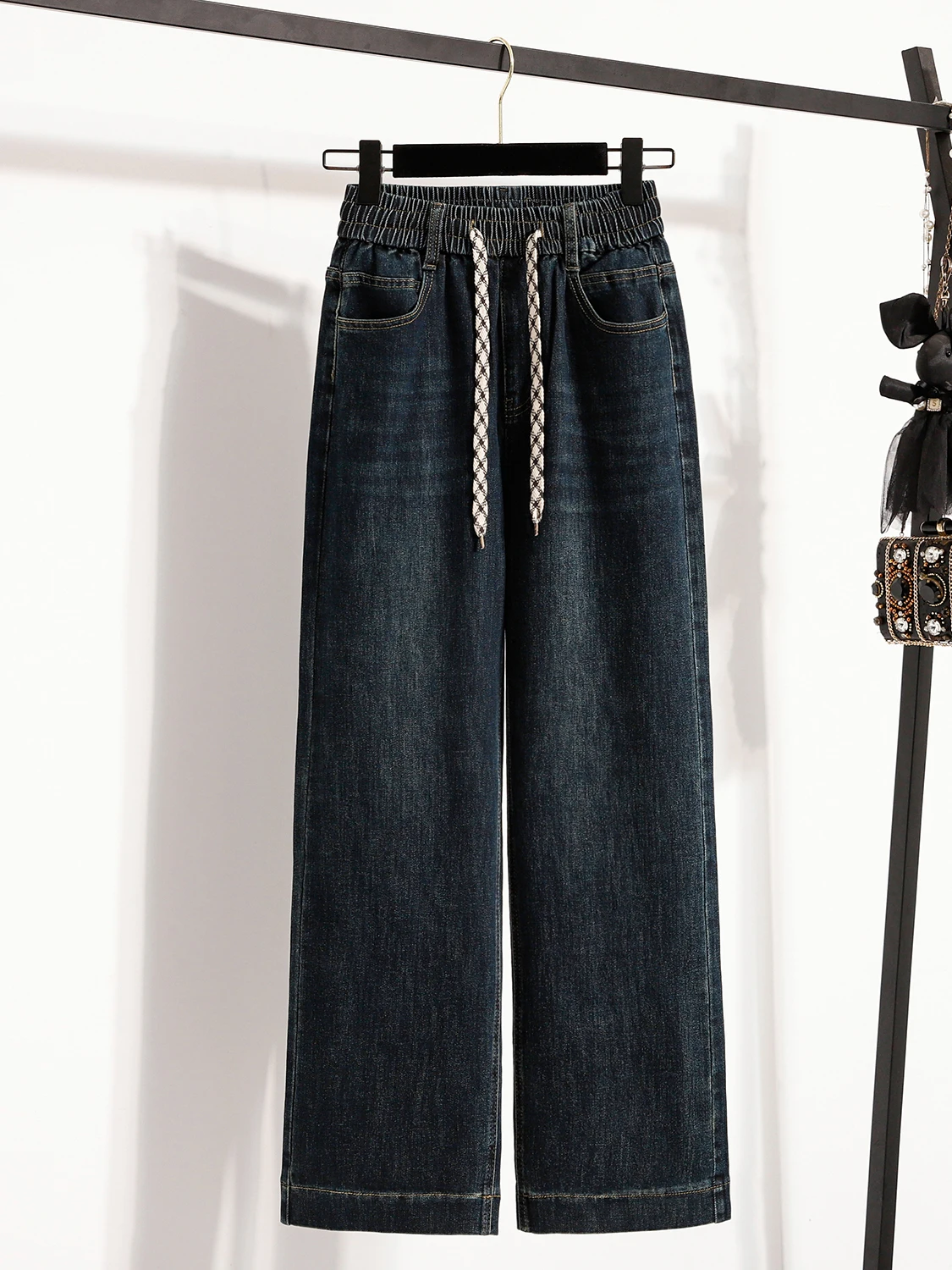 Loose High Waist Wide Leg Jeans Slim Fit Casual Straight Cut Trousers for plus Size Women Autumn New Style Comfortable Jeans view 3
