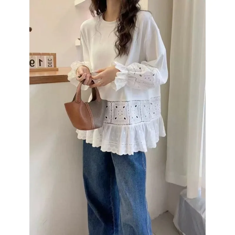 

Новинка осени 2025 года, вязанная крючком подол, белая нижняя рубашка для женщин с футболкой с длинными рукавами