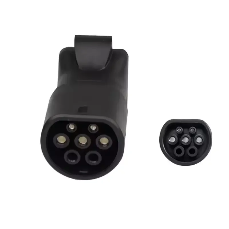 

Customizable 16A 220V 3.5KW Power Switch Type 2 Female EV Connectors New Condition V2L Head Plug For Car Discharger