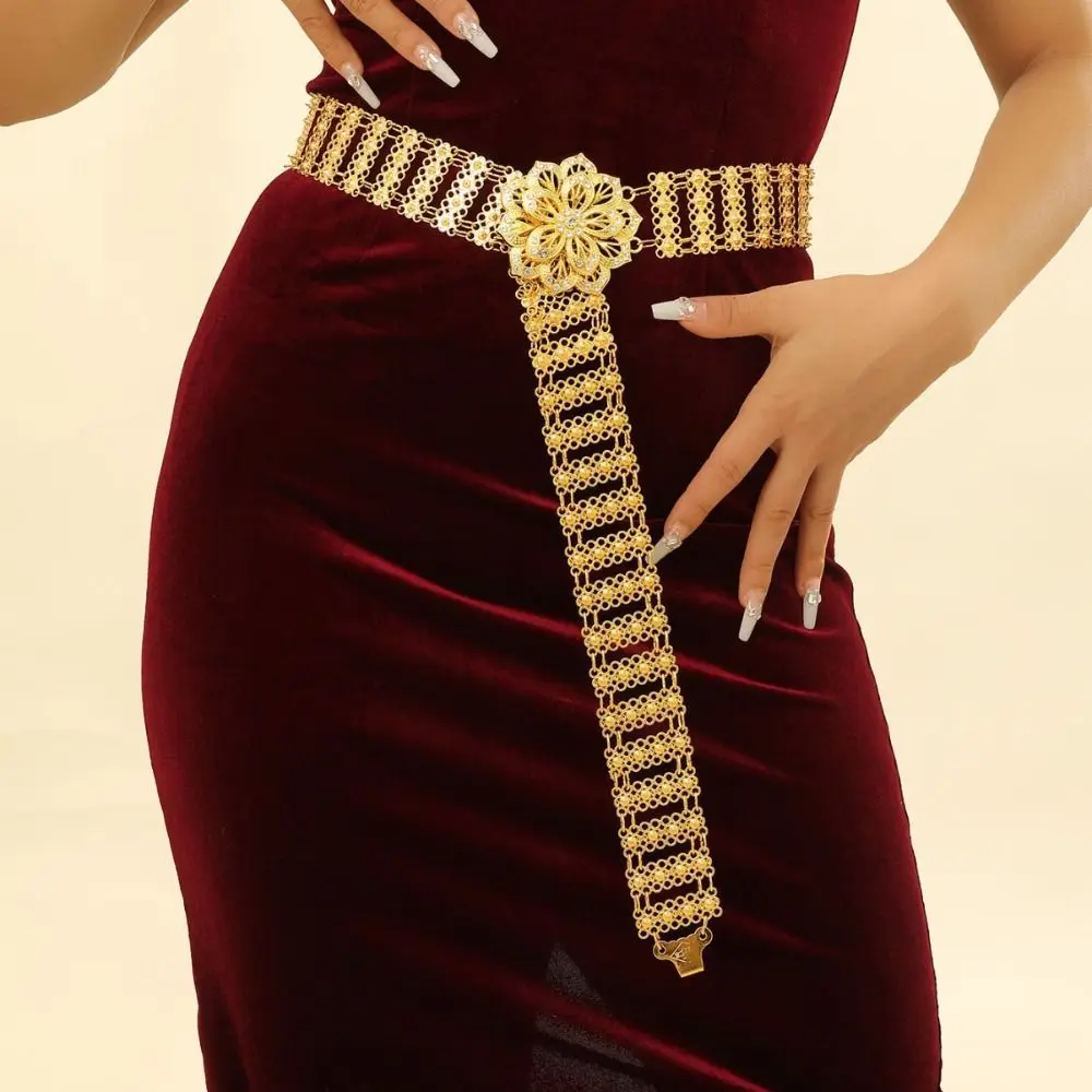 

Classic Metal Ethnic Style Belt Rhinestone Hollow Out Gold Bridal Belt Tassel Jewelry Dance Dress Belt Chains Festival Accessory