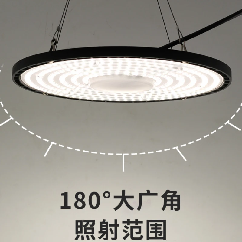 100/150/200W UFO LED High Bay Lights Super Bright Waterproof Commercial Industrial Market Warehouse Garage Workshop Garage Lamps