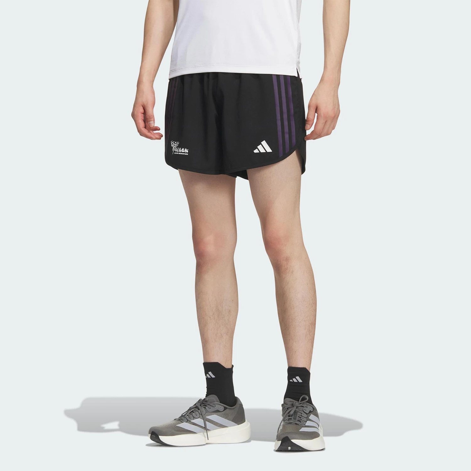 

Оригинальные мужские дышащие тренировочные шорты Adidas с эластичной резинкой на талии IA8921