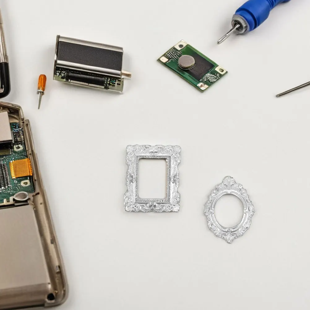 

30Pcs Miniature Resin Frames Vintage Baroque Design for DIY Phone Cream Case Decoration Dollhouse Wall Art Craft Ornament Small