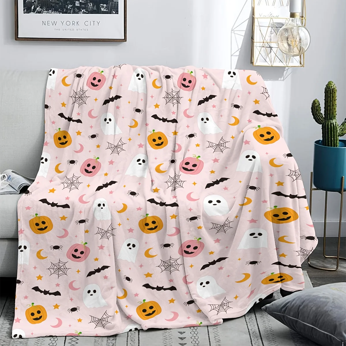 1pc Halloween-themed Flannel Printed Blanket, a Small Throw Blanket Suitable for Napping, Reading, Binge-watching Shows, Camping