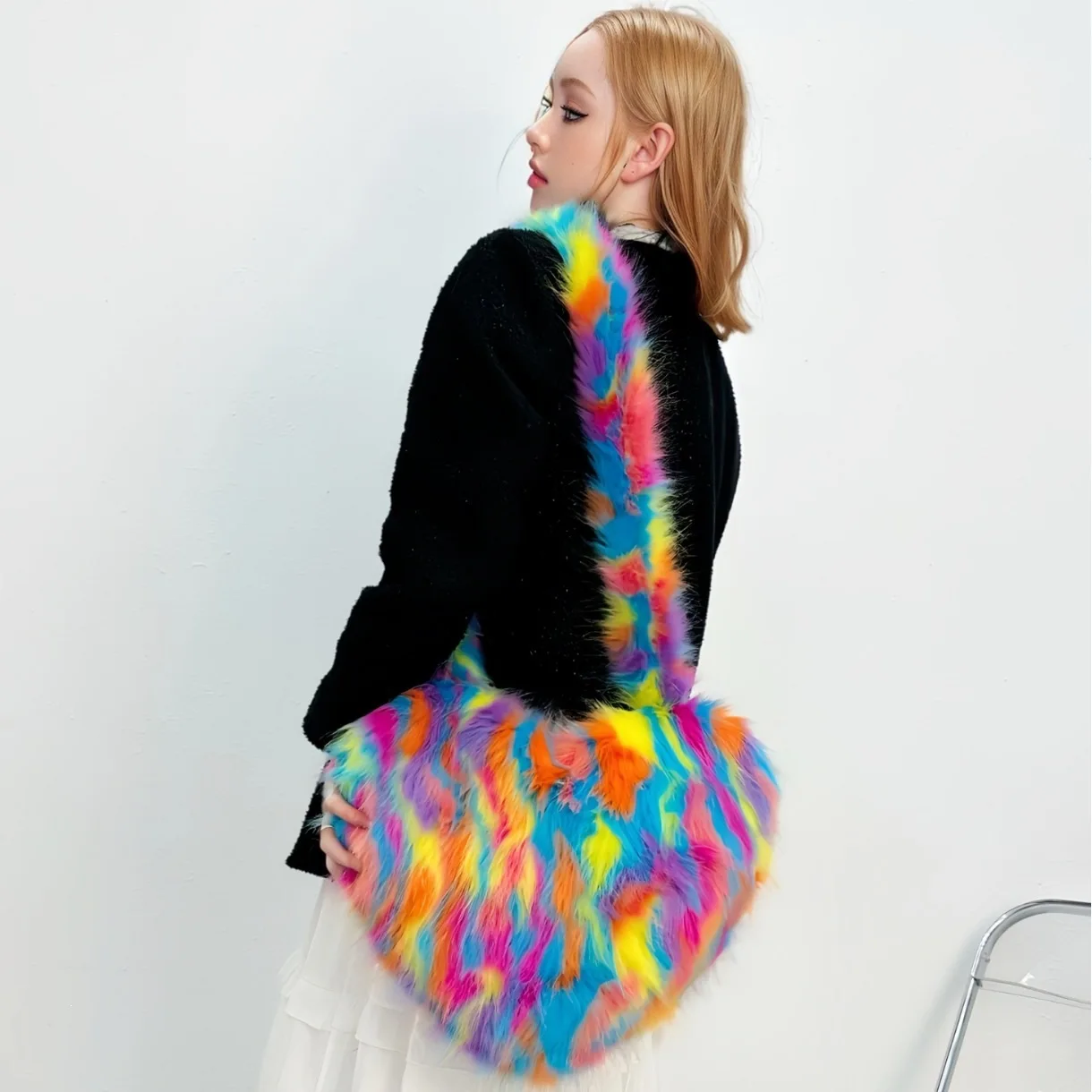 Cross-border New Imitation Fox Hair Women's Shoulder High-end Trend Bag Fashionable Heart-shaped Fur Fur Bag