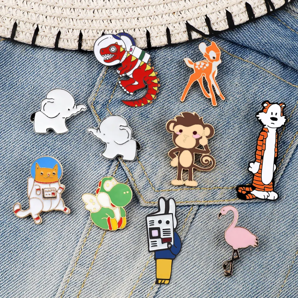 Funny Zoo Brooches King of the Forest Tiger Enamel Pins Cute Sika Deer Flamingo Dinosaur Badge Kids Animal Icon Pin Jewelry Gift