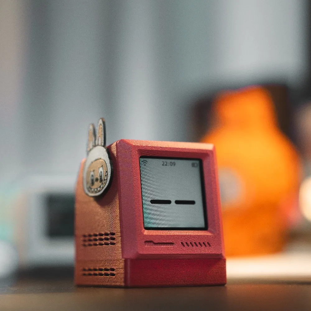 Picture 4: AI Desktop Robot Customizable DIY ESP32－S3MAX Retro Chat Robot Voice Dialogue Recognition Robot 3D Printing Voice Assistant Gift