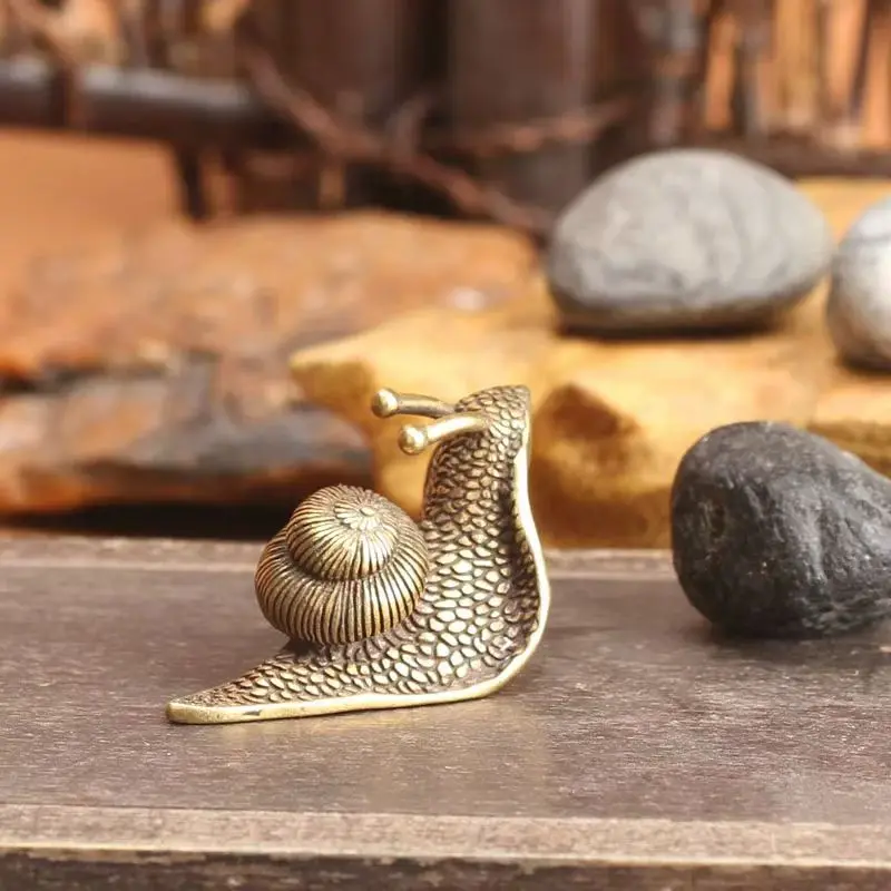 Solid Copper Snail Ornaments Brass Simulation Animal Figurines Tea Pet Miniatures Home Decorations Feng Shui Gift