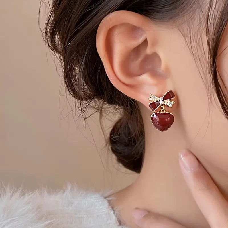 Wine Red Heart Pendants Women\'s Hanging Earrings Rhinestone Bowknot Top Imitation Pearl Korean Elegant Party Ear Jewelry 2024