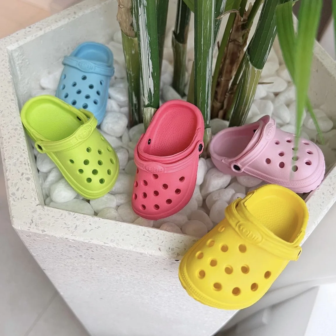 2pcs/set Dog Shoes Wearproof Breathable Dog Boots Fashion Slipper for Dogs Chihuahua Waterproof Beach Shoes DIY Puppy Pet Shoes
