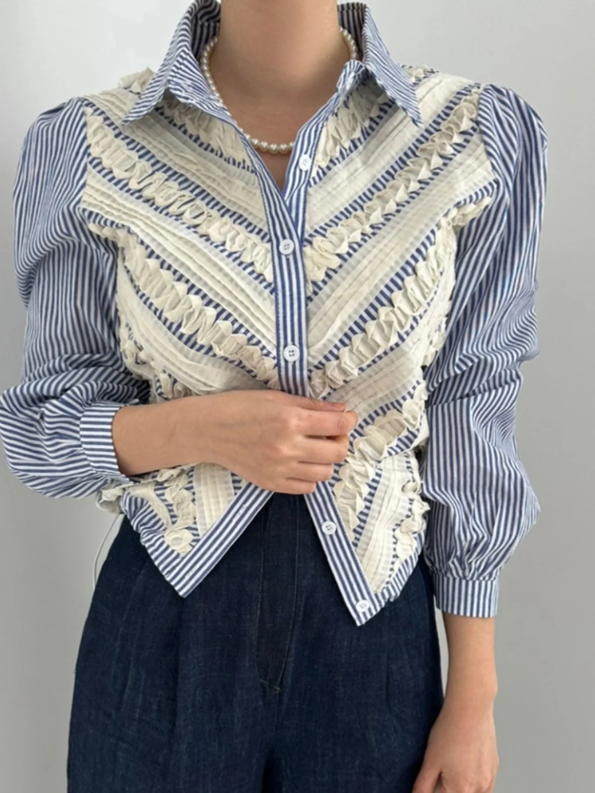 Retro gestreiftes irt Luxus Loose Bubble Sve Top für Damen, faionable Age-Defng Korean Sle Long Sve Collar