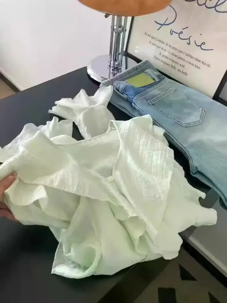 

Элегантная женская блузка с V-образным вырезом и длинным рукавом, весна 2026, с красивой кружевной отделкой, универсальный топ для стройности, повседневный стиль, приталенная рубашка