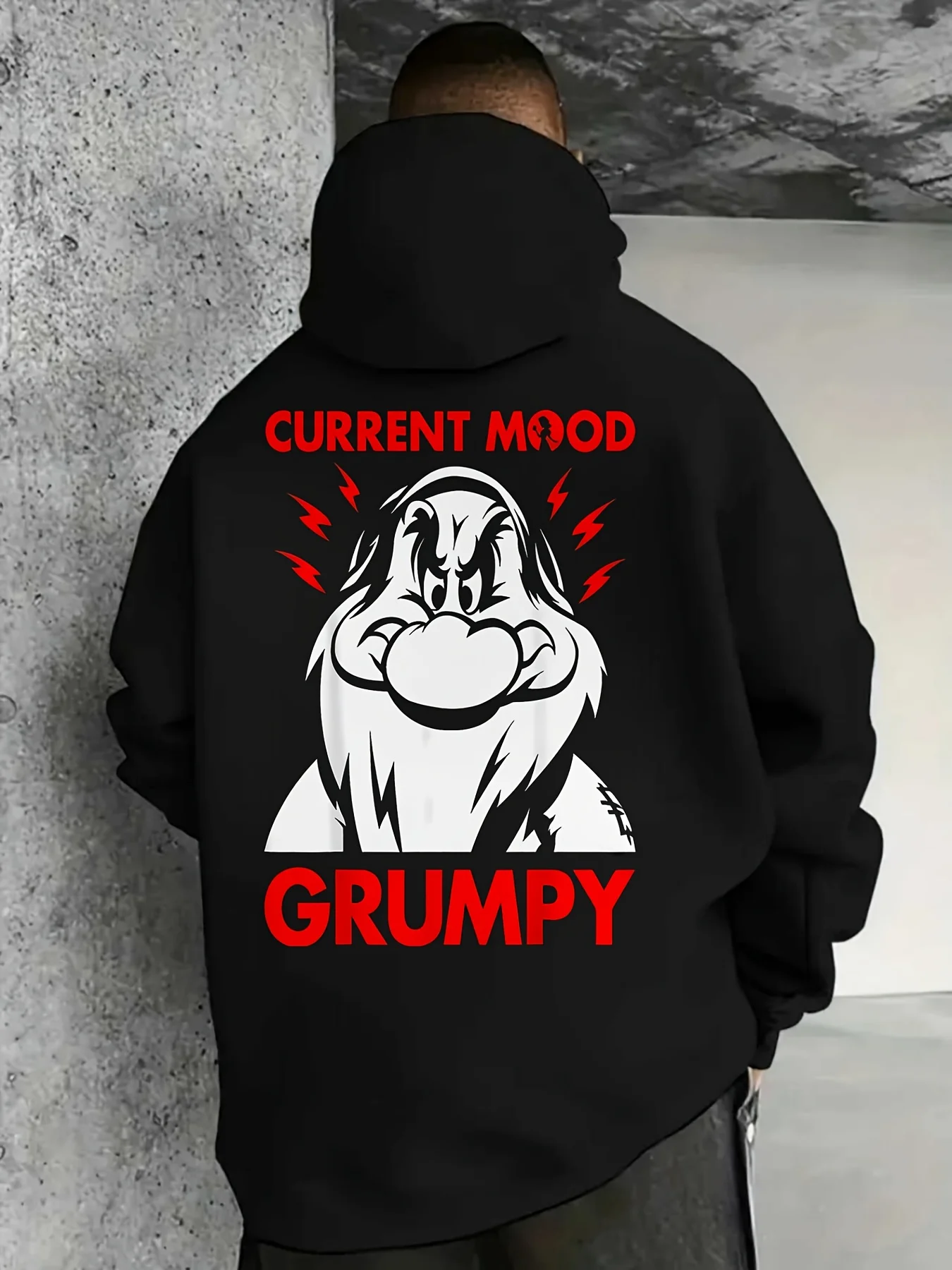 Oficjalnie licencjonowana przez Disneya męska bluza z kapturem z nadrukiem Królewny Śnieżki i zrzędliwego krasnala, męska i damska koszulka z długim rękawem.