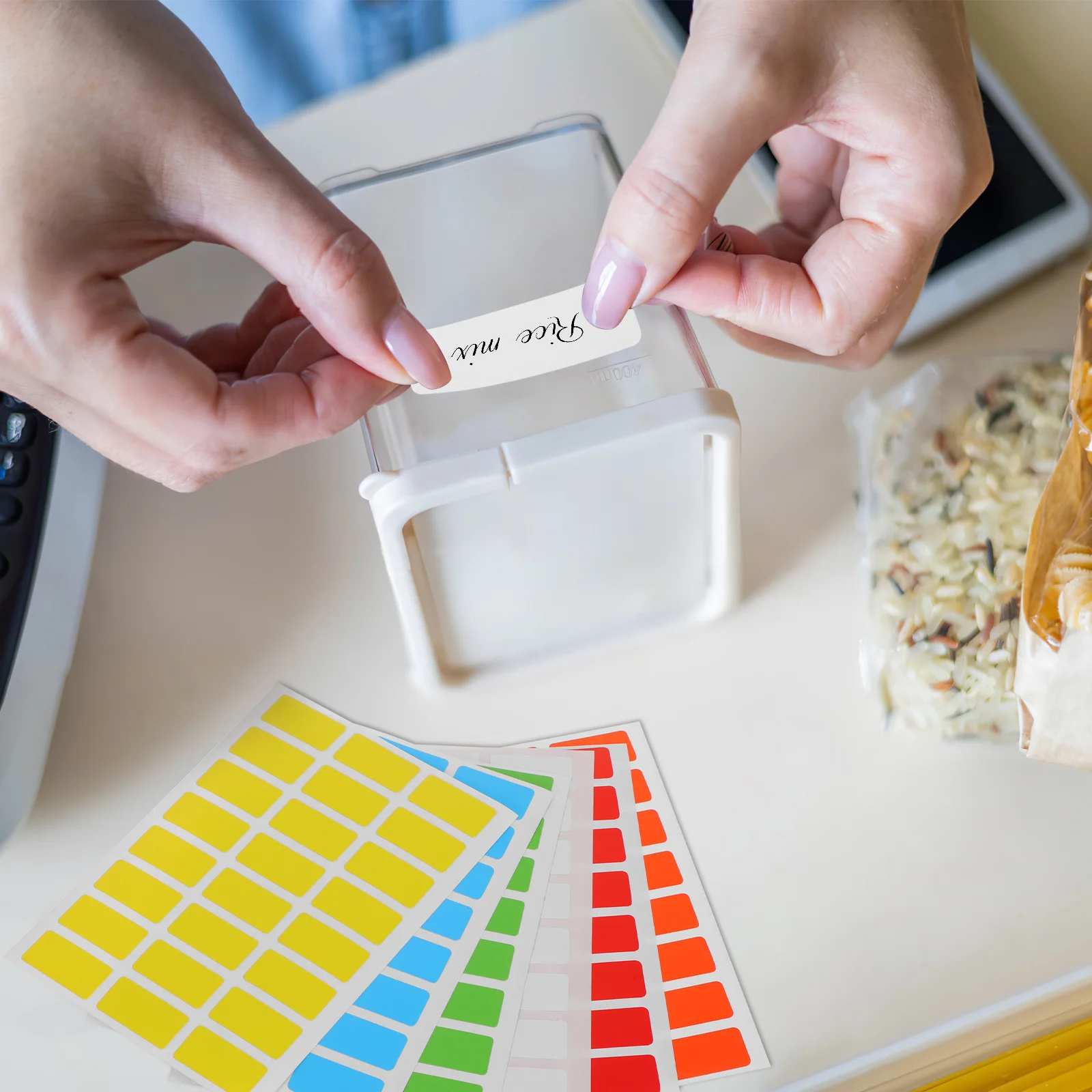 6 عبوات من ملصقات الملصقات الملونة المستطيلة، ملصقات تنظيم قابلة لإعادة الاستخدام لفئة صناديق التخزين، تصميم قابل للكتابة
