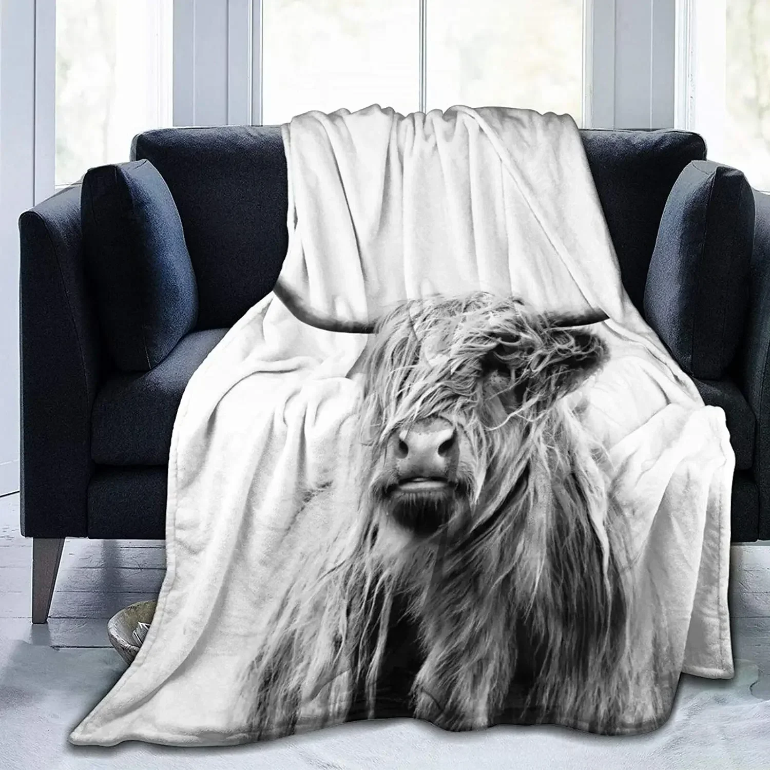 

Highland Cow Cozy Throw Blanket Scottish Bull Horns Design Warm and Soft for Bed Couch All Seasons