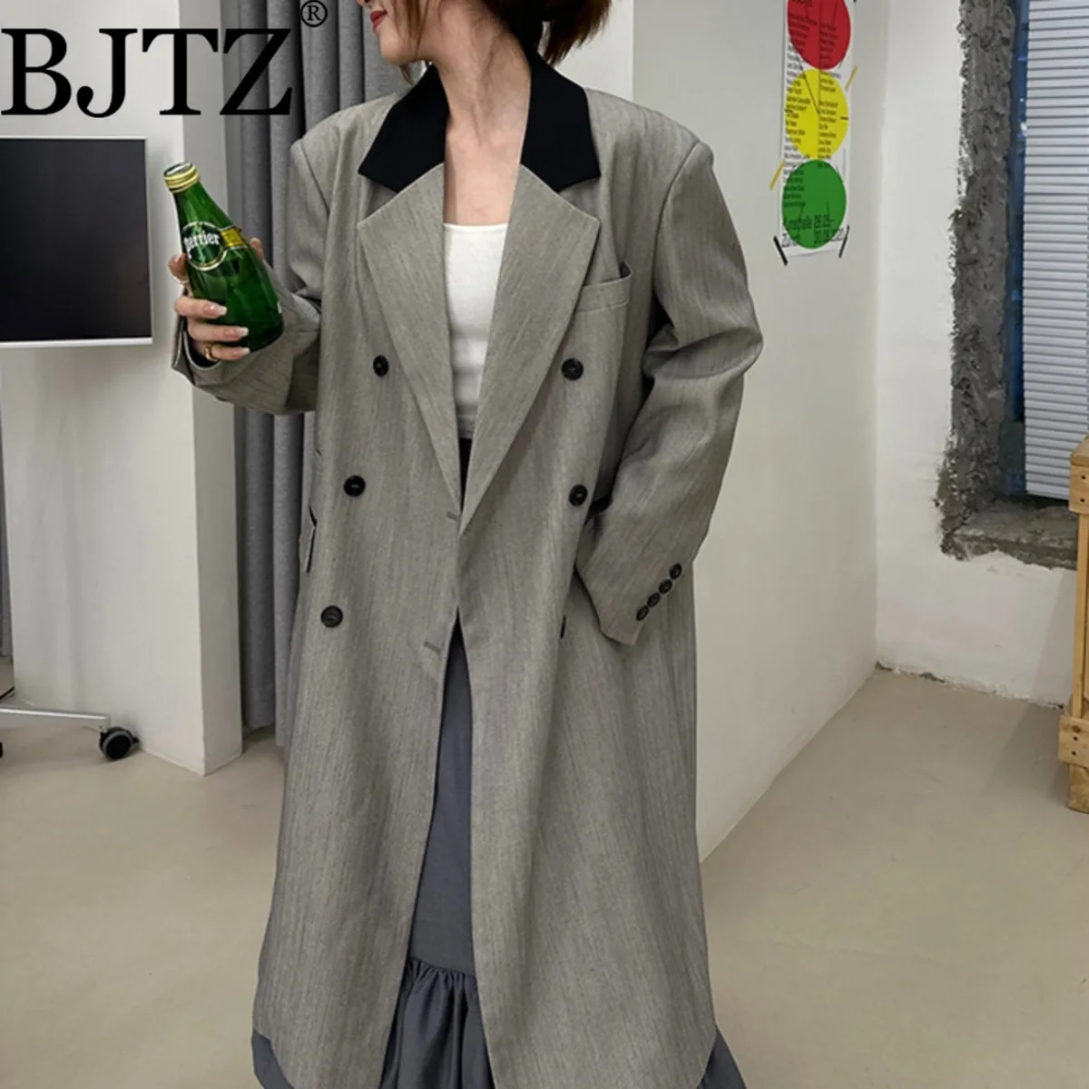 

BJTZ 2025 осенний новый контрастный цветной длинный пиджак с зубцами для женщин, свободный крой, элегантный универсальный высококачественный женский пиджак