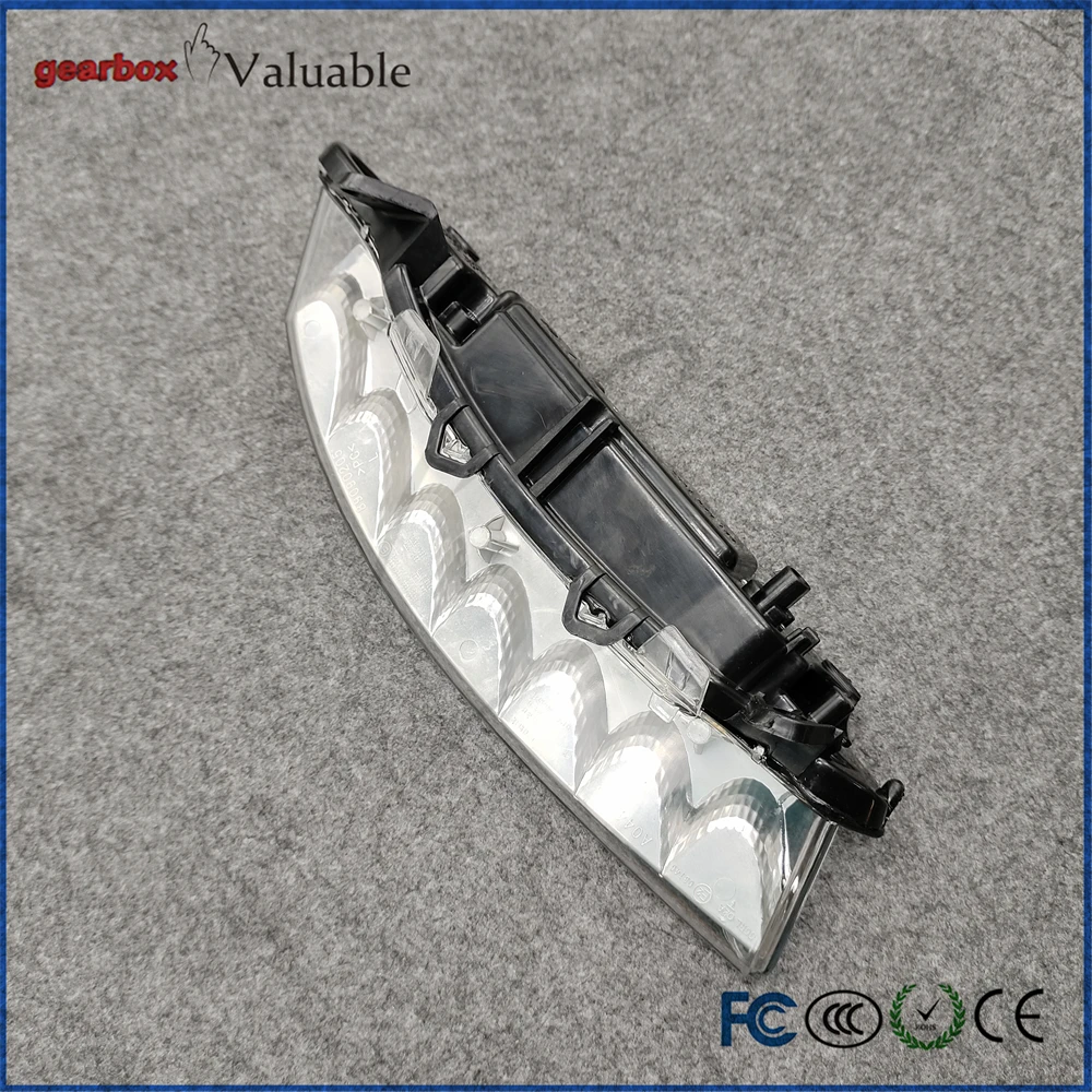 1 Pair Genunie A2218201756 LED Daytime Running Light Fog A2218201856 for Benz W221 S300 S320 S350 S400 W218 CLS300 CLS320/350