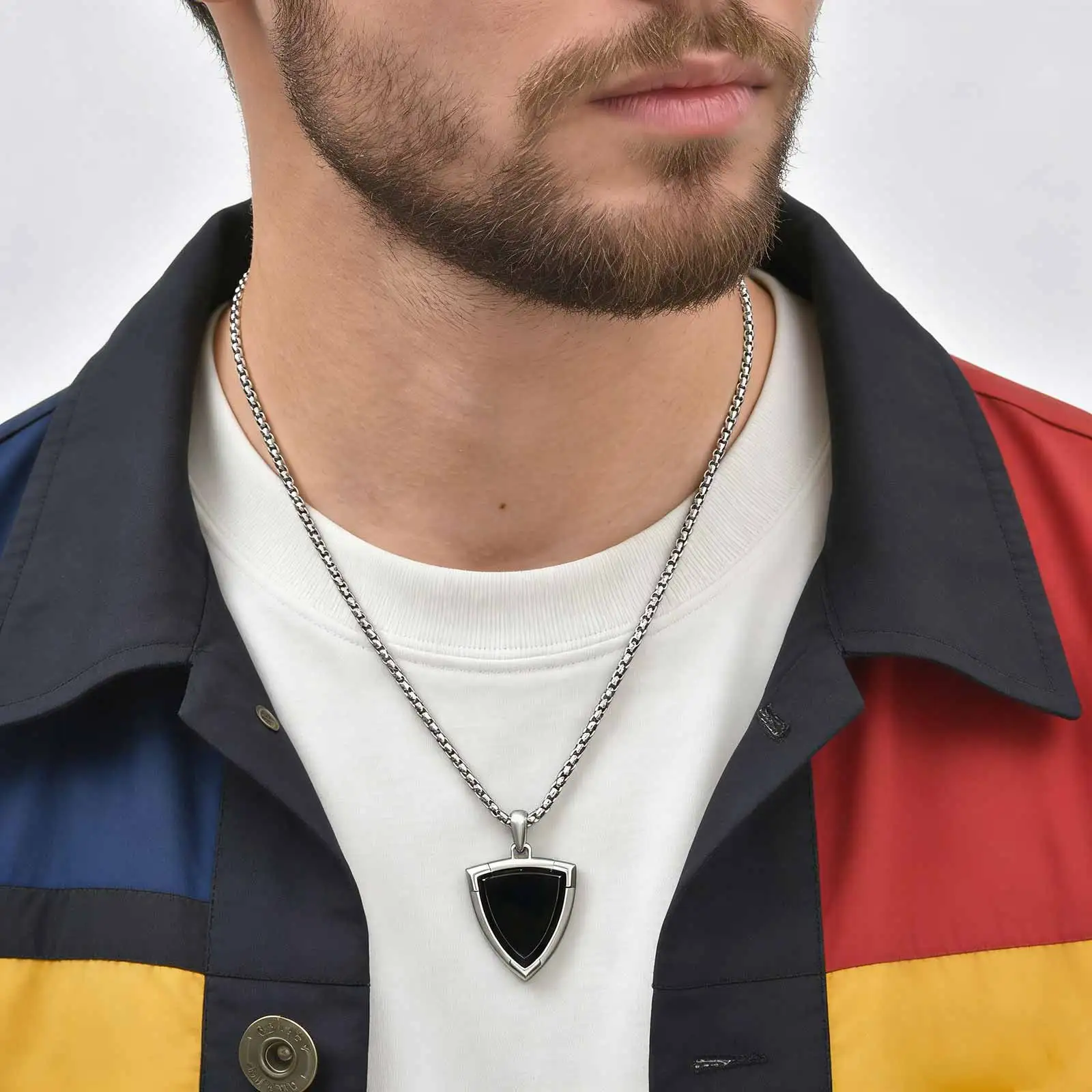 Vnox Stylish Black Onyx Shield Pendant Necklace for Men, Durable Stainless Steel Box Chain, Fade Resistant Luxury Jewelry Gifts