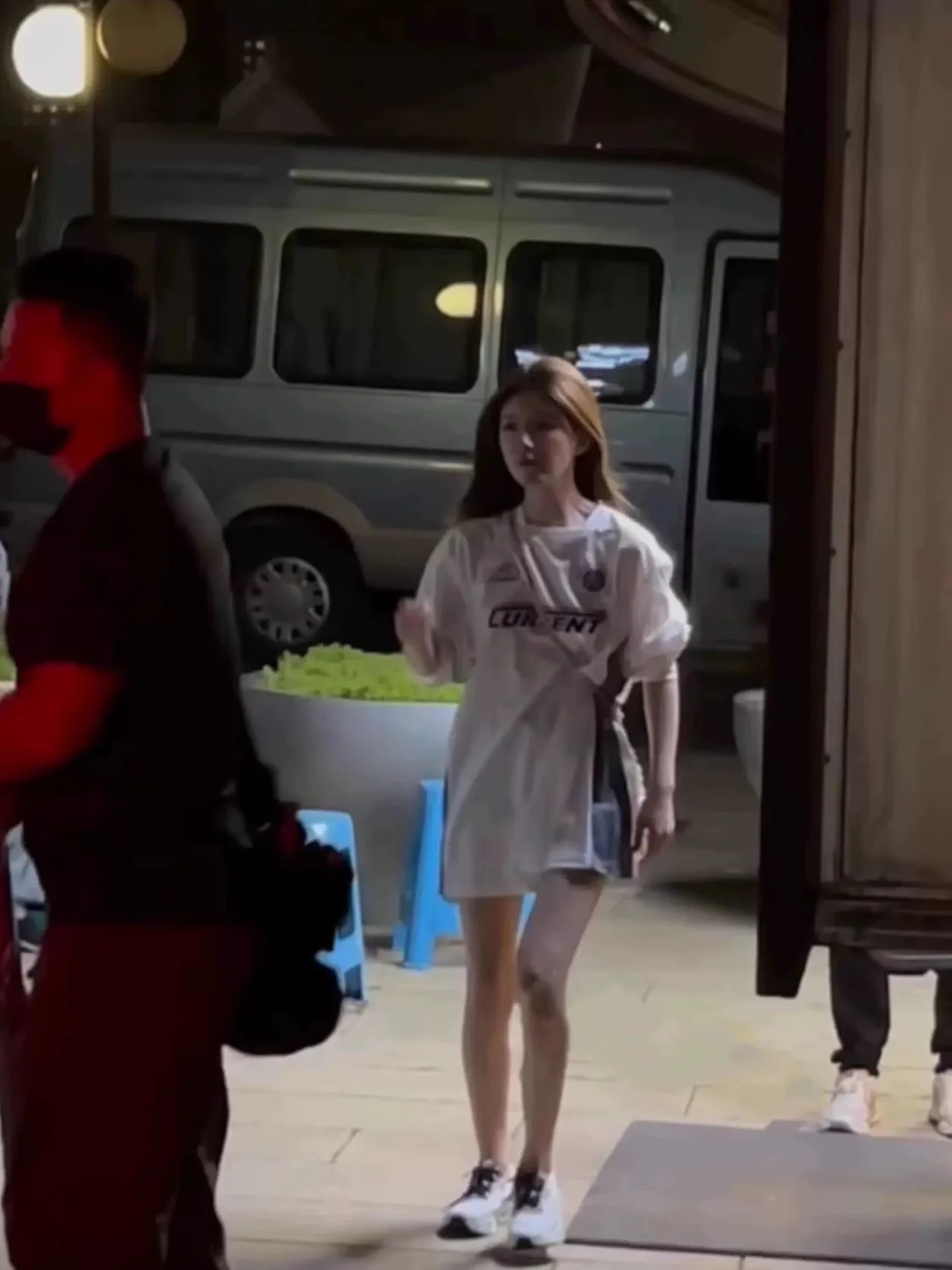 Cseta de Manga Longa Solta Zhang Lu Si Número 72 Csa de Futebol Estilo Americano com tras em Cores para Mulheres Pre...