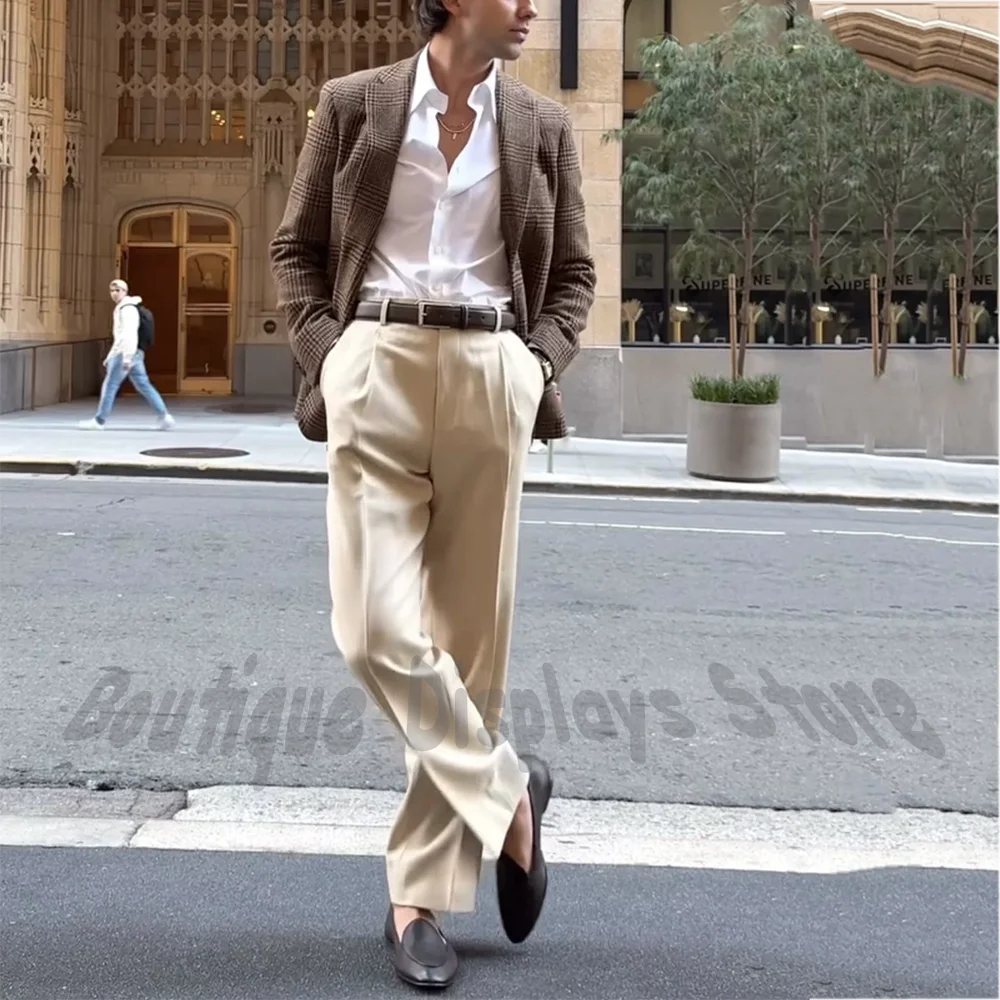 

Tailored Made Plaid Men's Suit Jacket with Beige Pants 2 Piece Smart Casual Business Outfit Banquet Party Event Daily Streetwear