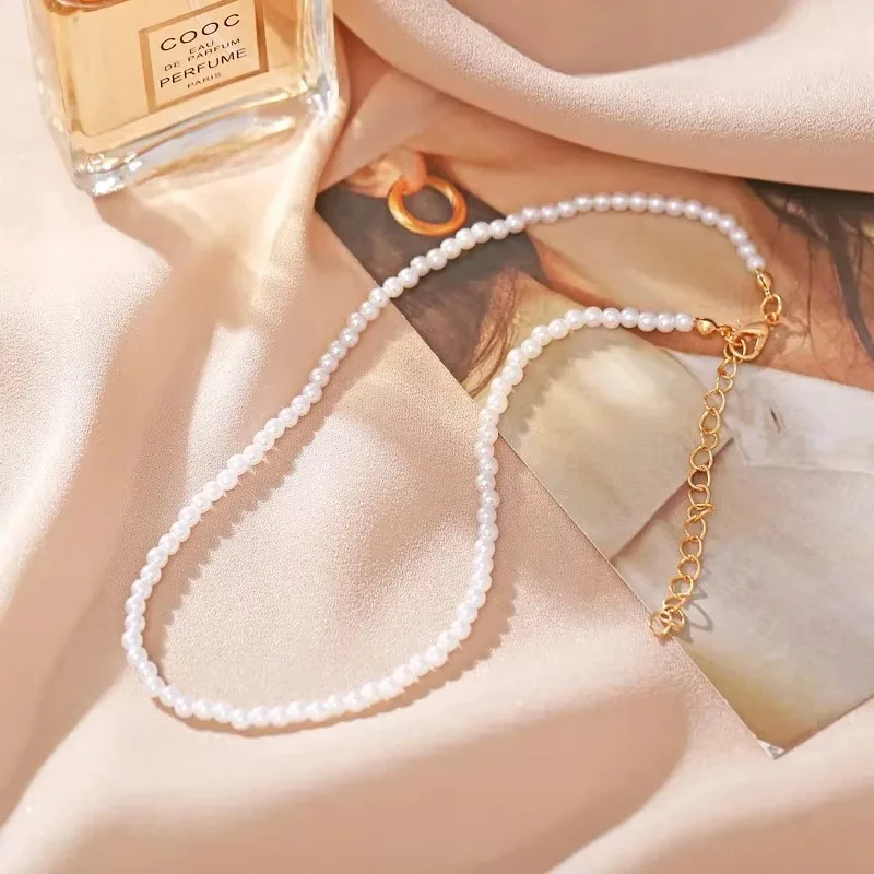 Cómo Elegir la Gargantilla de Perlas Perfecta: Guía de Estilos