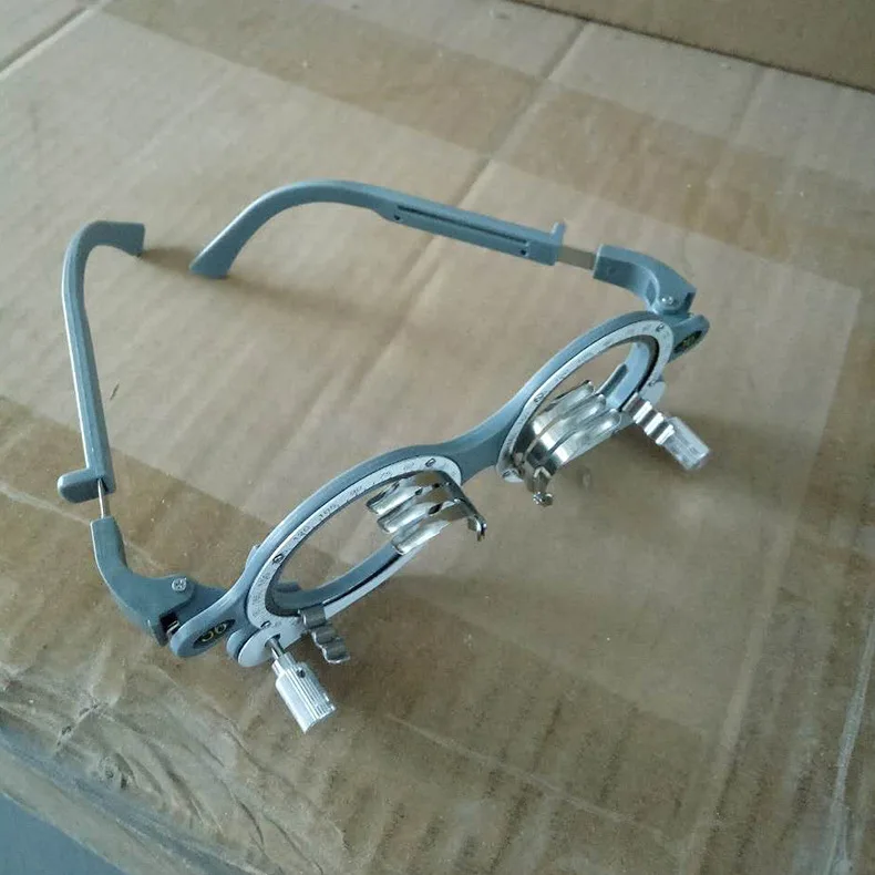 Trial Lens Frame Professional Trial Frame Can Take 4 Lens Optician Child Universal Trial Lens Frame Ophthalmic Test Tool 50-68mm