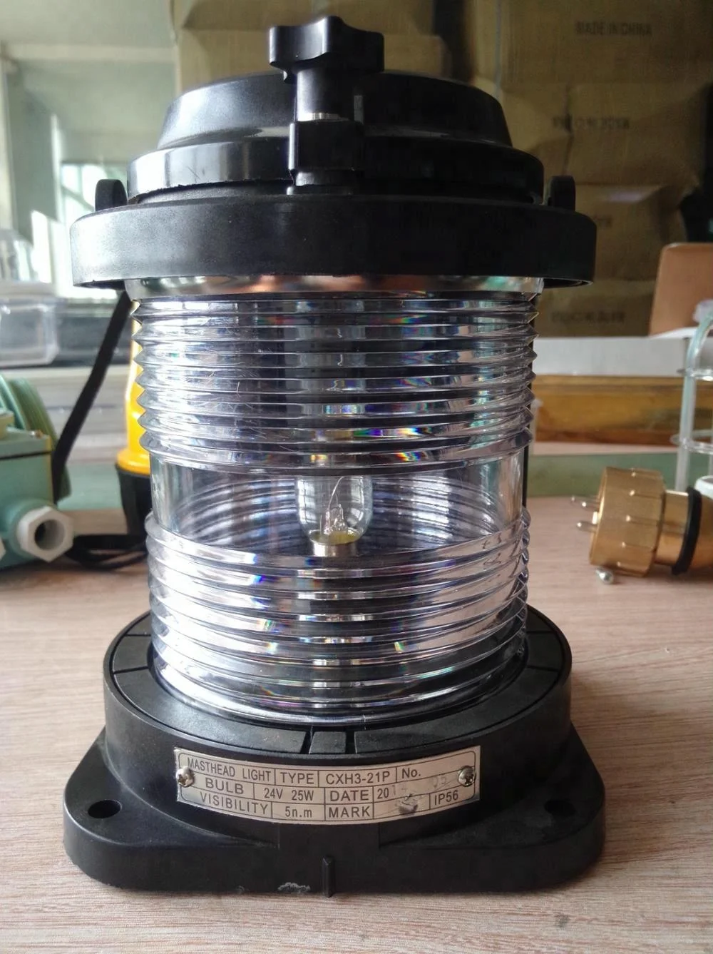 CXH3-21P 225 องศา Marine Masthead นําทางสัญญาณไฟ LED สําหรับขาย