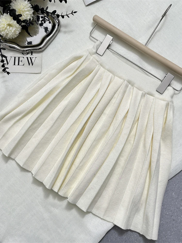 [oein] CloudSweet White Cloud Sweet Miu Series Good Girl Collar Sweater+pleated Knitted Skirt Set