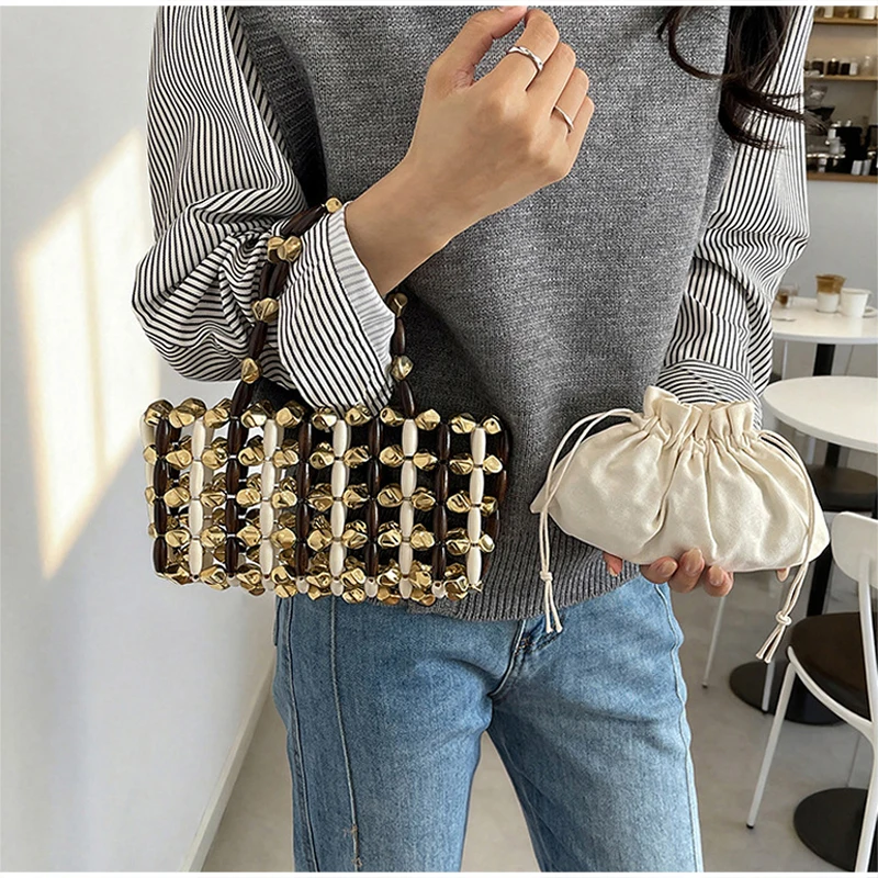 Ausgehöhlte Holzperlen-Handtasche mit gewebtem Obergriff und Canvas-Innentasche mit Kordelzug, koreanische leichte schicke Strandtasche für Damen – Detail 12