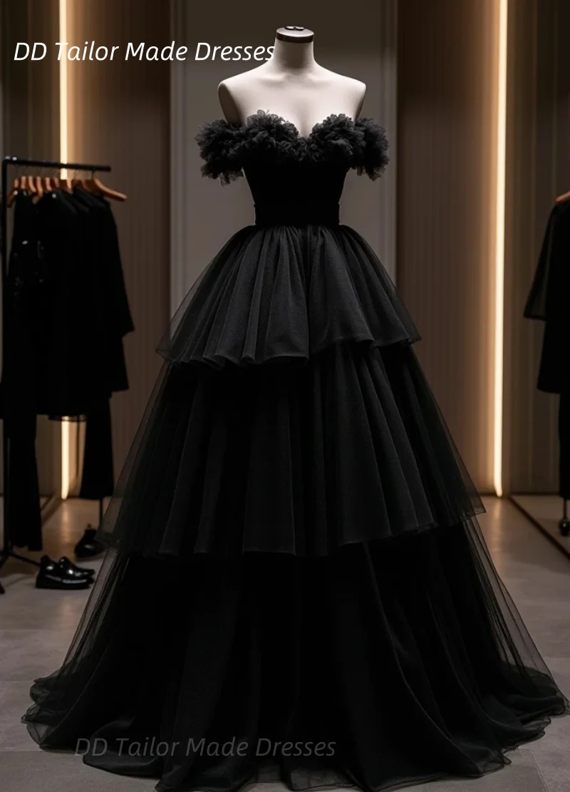 

Vintage Black Prom Dress Off Shoulder Tiered A-Line Long Evening Gown Ruffles Sweetheart Neckline Back Lace-Up Customized