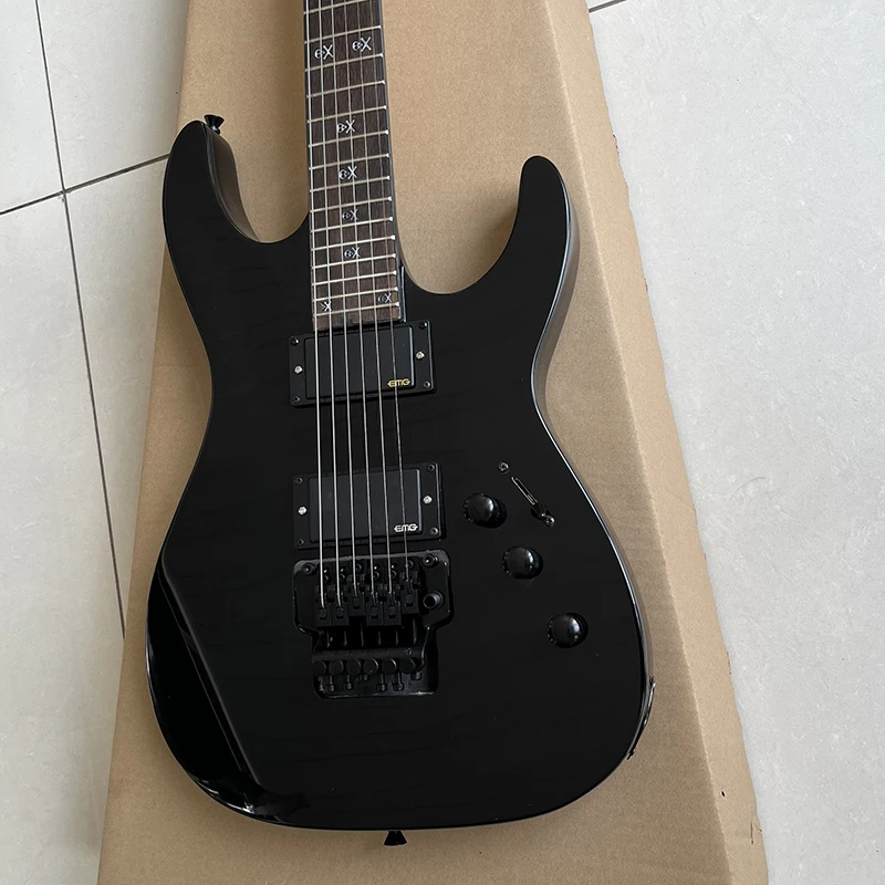 Classic professional all-round electric guitar, upgraded vibrato system, active pickup system, free delivery to home.