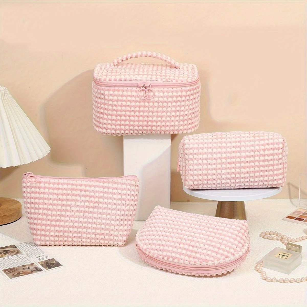 

3pcs/set Contrasting Color Plush Cloth Cosmetic Bag, Travel Toiletry Bag, Portable Zipper Hand Bag, Cute Large Capacity Bag