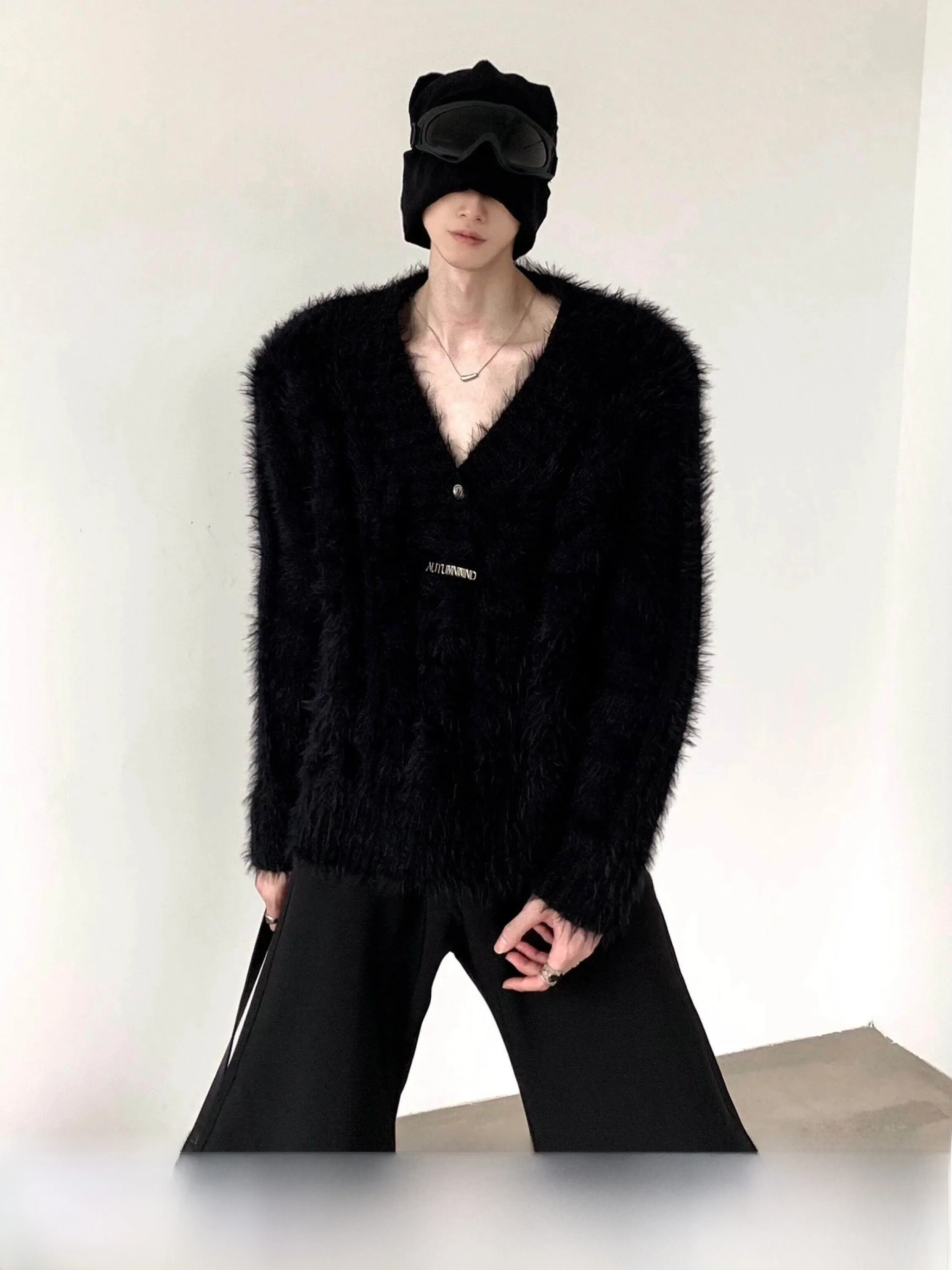 Loose Men's Knitted Sweater V-Neck Faux Fur Metal Design Autumn Winter Casual Comfortable Long Sleeve T-Shirt for Youth