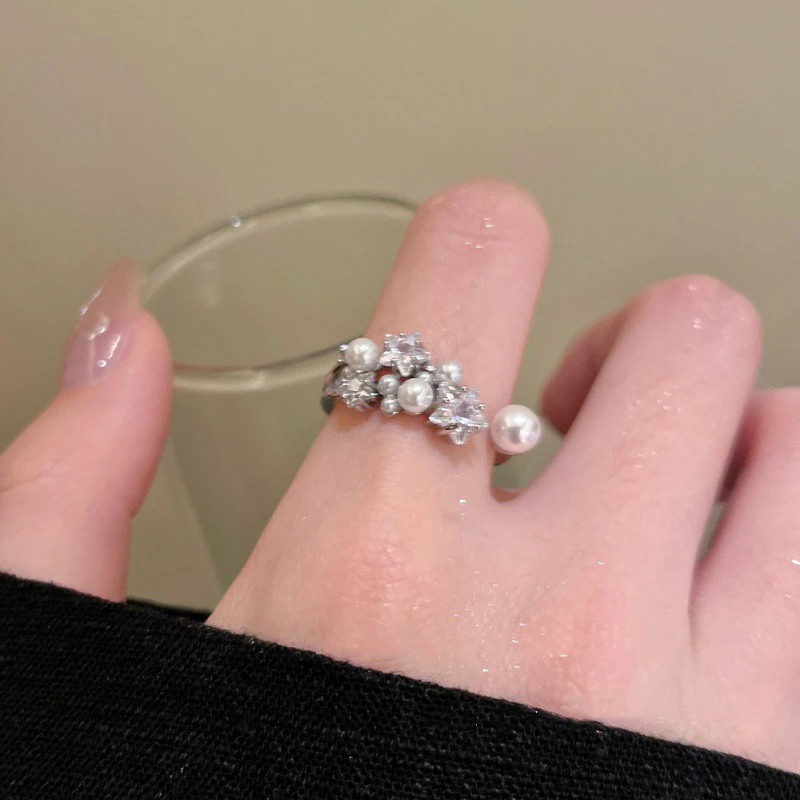 2026 neue Ankunft Metall Sterne Zirkon Offenen Ring für Frauen Luxus Weiß Imitation Perle Perle Finger Ring Mode Engagement Schmuck