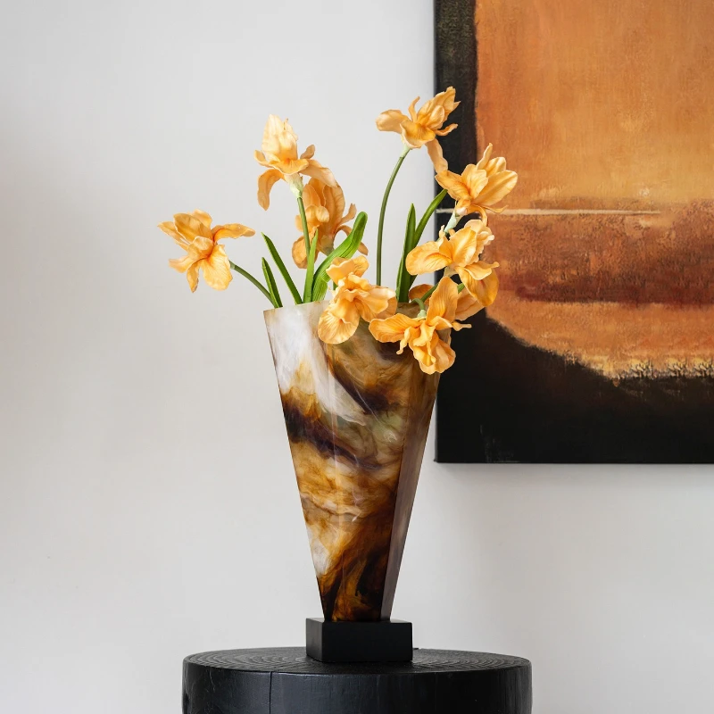 Hexagonal flower utensils French living room restaurant chain store vase decoration ornament villa model room