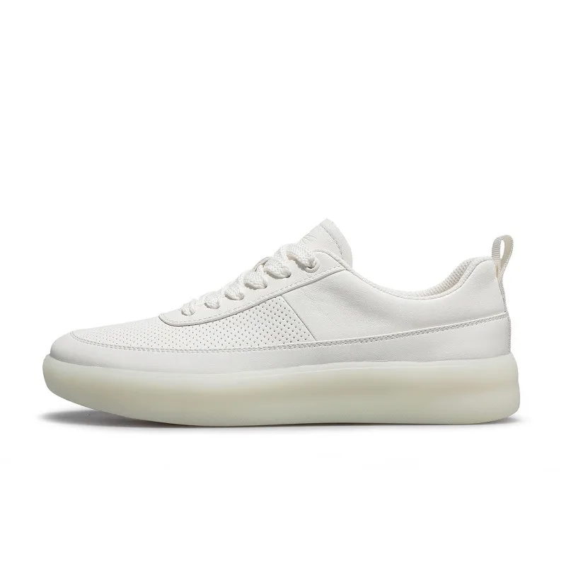 Men Fashion Punch Hole Breathable Leather Board Shoes Luxury Classic Women Platform Casual Shoes Versatile Sneakers for Men 2026