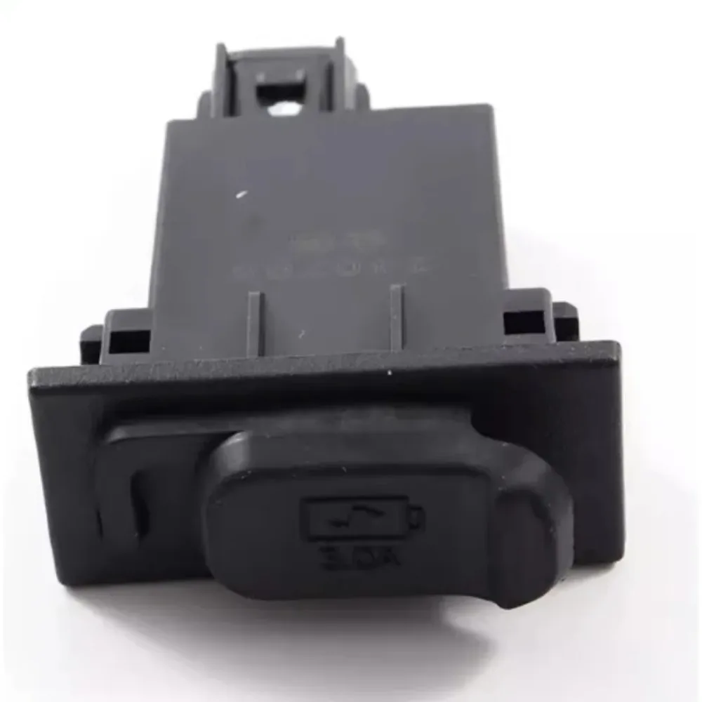For Wuyang for Honda Forza NSS350 PCX160 LEAD125 38940-K1Z-CA1-M1 Mobile USB Charger Motorcycle Parts