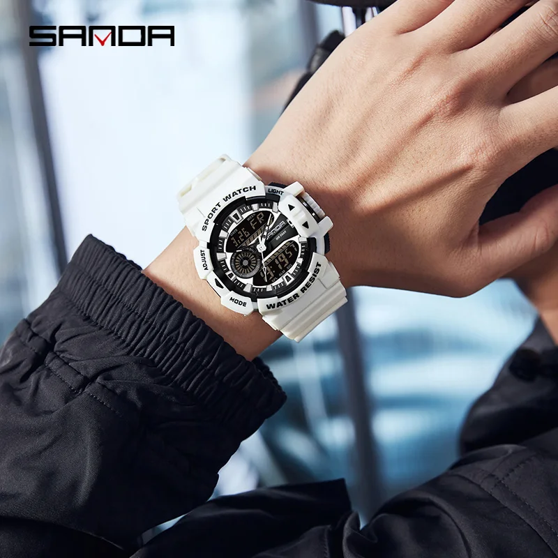 ساعة SANDA Fashion للرجال مقاومة للماء رياضية مزدوجة العرض عسكرية كوارتز ساعة يد LED كرونوغراف إلكتروني رقمي ساعة رجالية