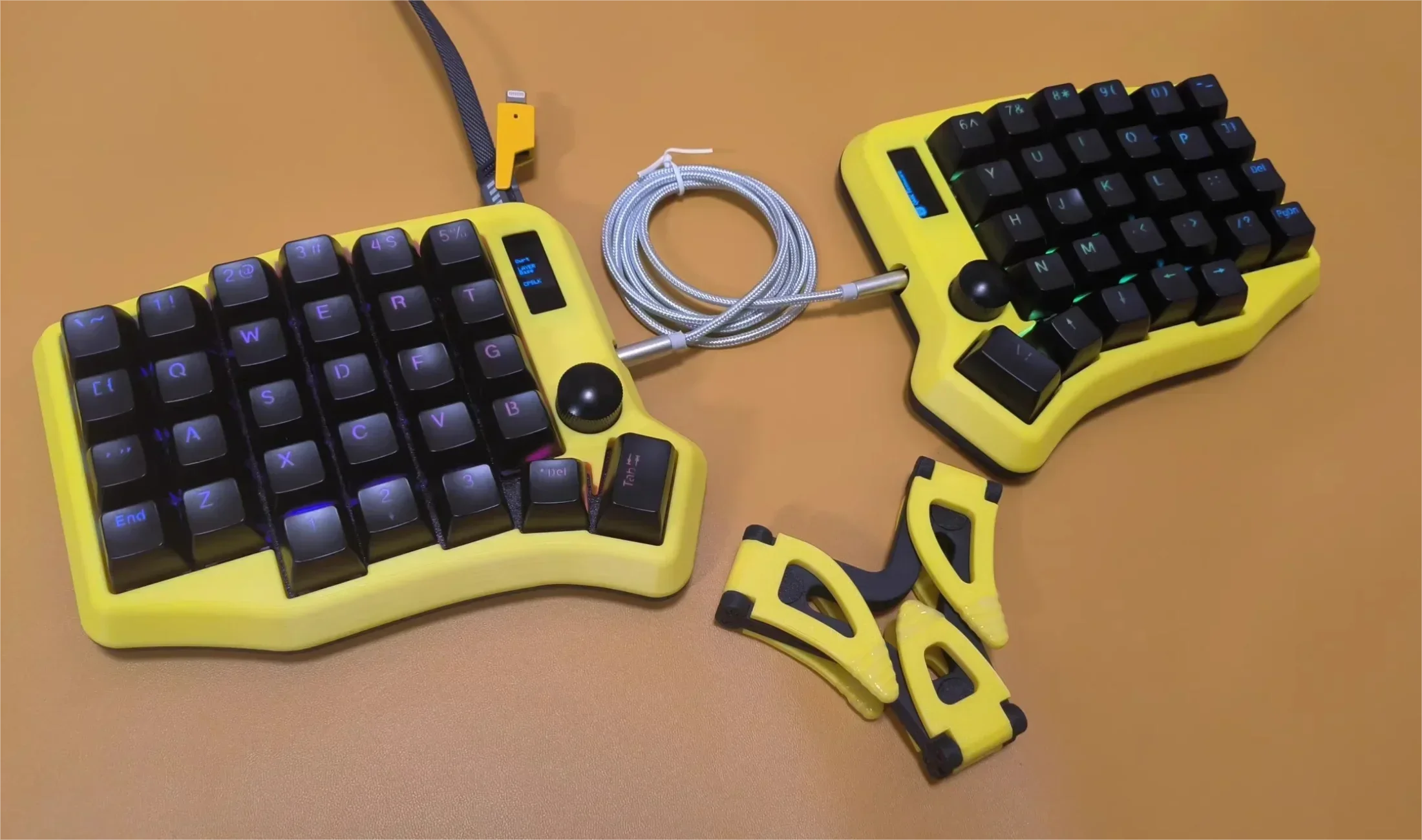 Imagem -02 - Soft Split Keyboard Kit Case Capa de Tela Acrílica Personalizada Ergonômico Faça Você Mesmo Black Split Acessórios Mecânicos para Jogos