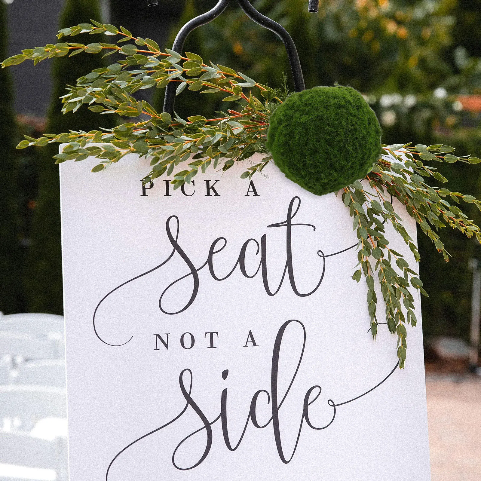 

10Cm Artificial Moss Ball Lifelike Topiary Sphere for Window Display Ceiling Decoration Store Landscape Arrangement Faux