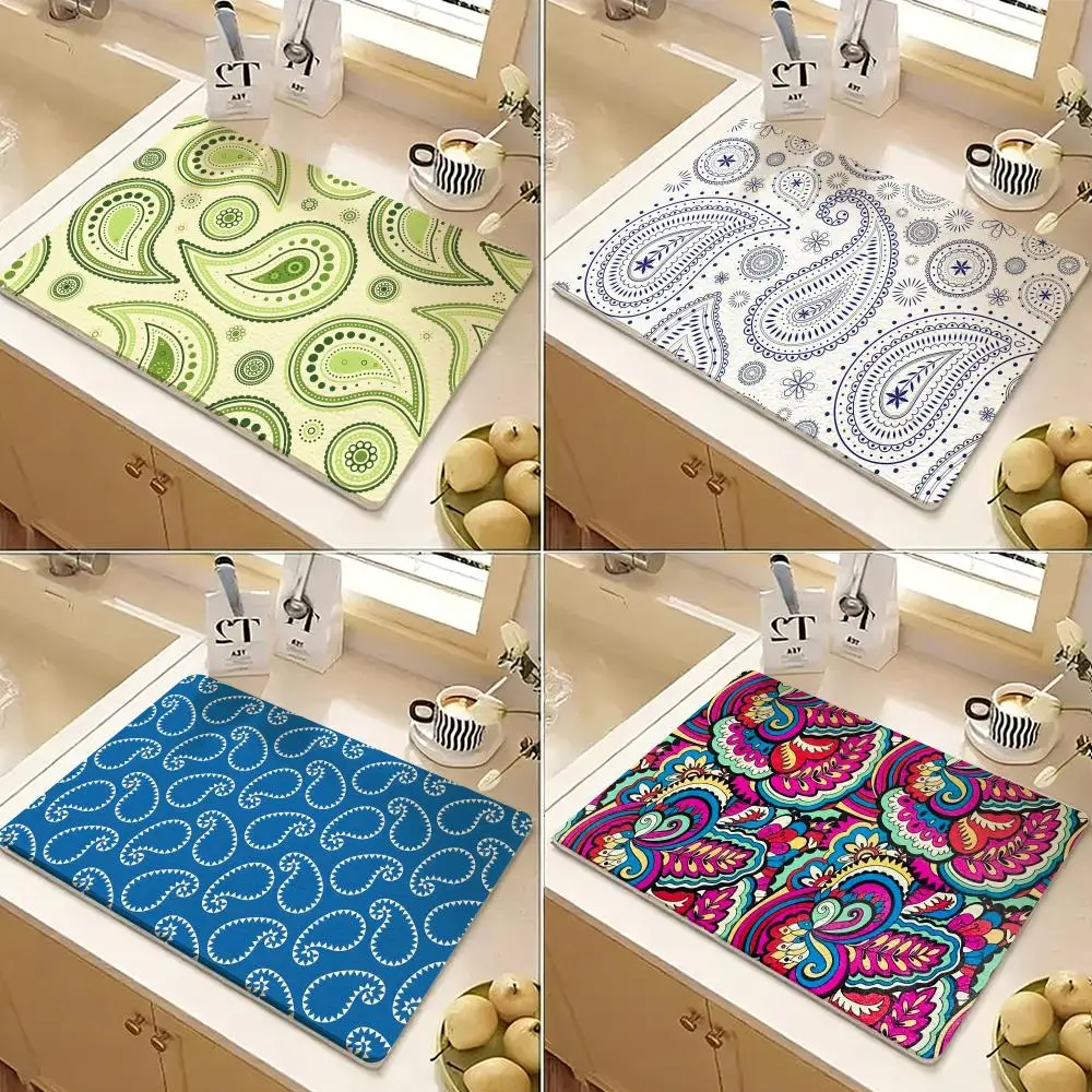 Paisley pattern Floor Mat Diatomite Floor Mat Fast Drying Odor Resistant Non Slip Bath Kitchen Mat