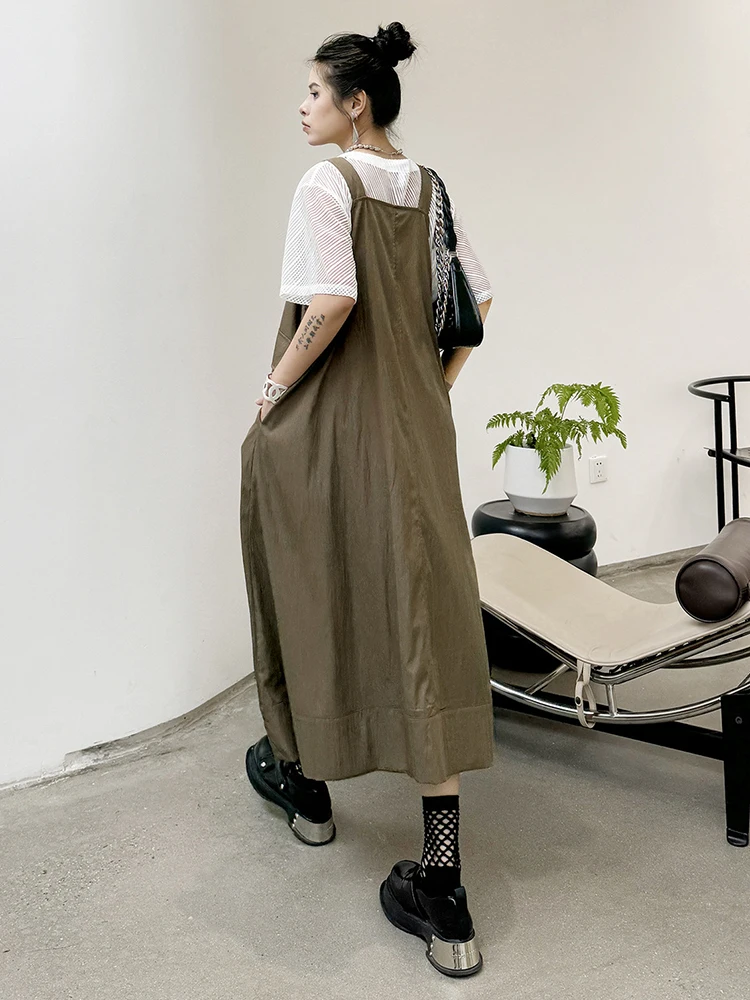 [EAM] Women Khaki Pocket Big Size Long Casual Strap Dress New Square Collar Sleeveless Fashion Tide Spring Autumn 2024 1DH6457